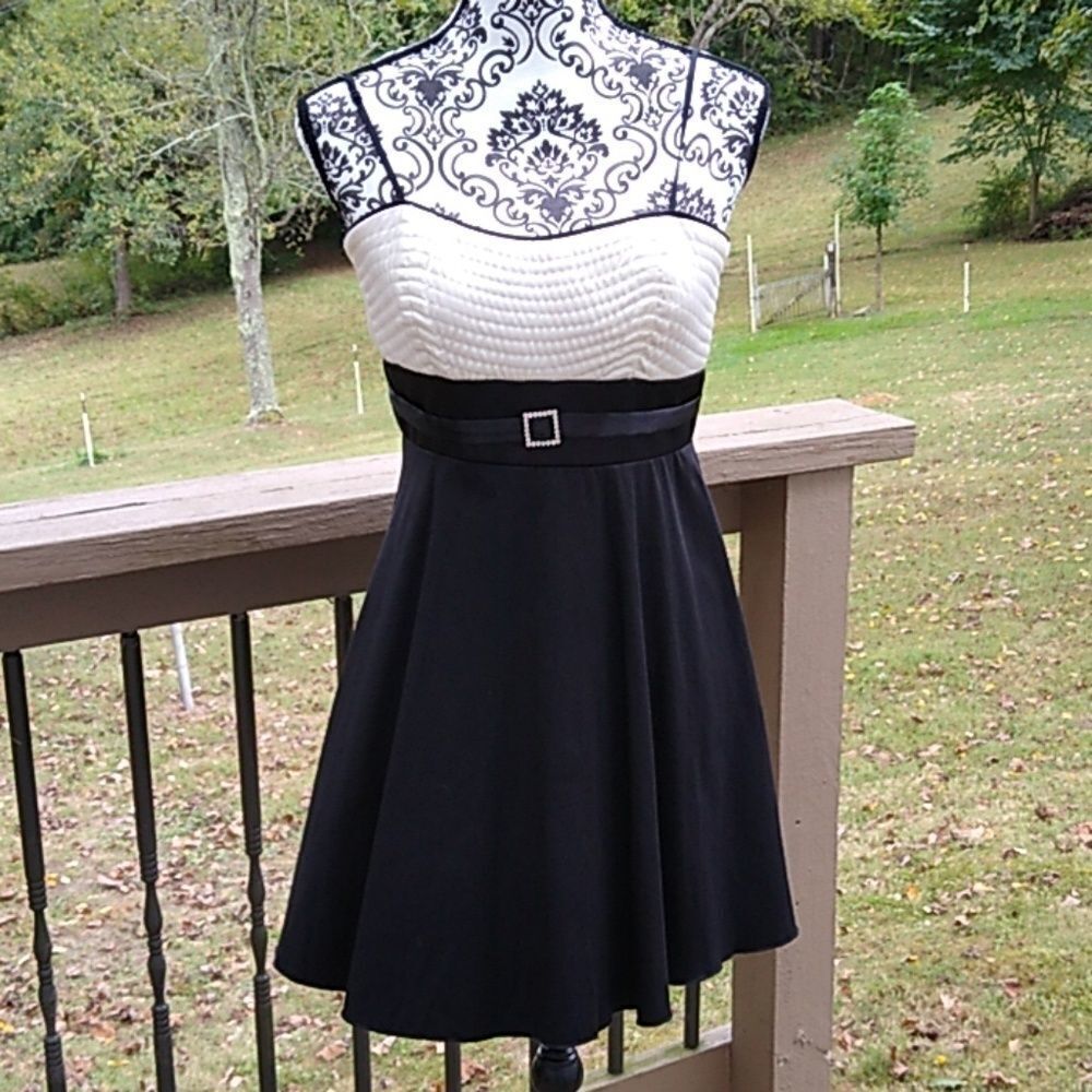 8 for $20 Trixxi Size 3 Fancy Dress